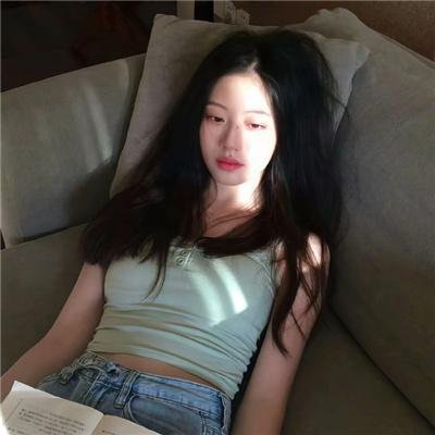女主角